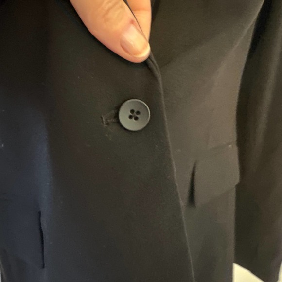 Tahari Black Blazer Lined See Measurements,‎ Similar to Size 10 Pre-owned - Picture 3 of 10